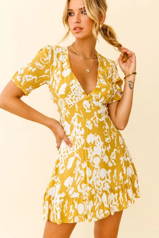 Georgina Ruched Sleeve Tea Dress Stencil Print Mustard