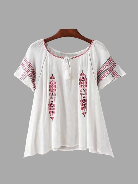 Custom Round Neck Embroidered Tassel Short Sleeve T-Shirts