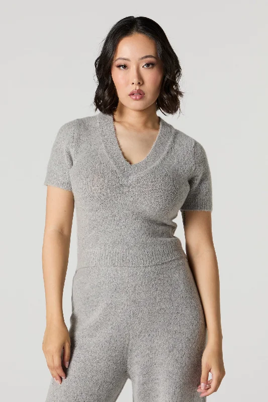 Mossy V-Neck Short Sleeve Sweater