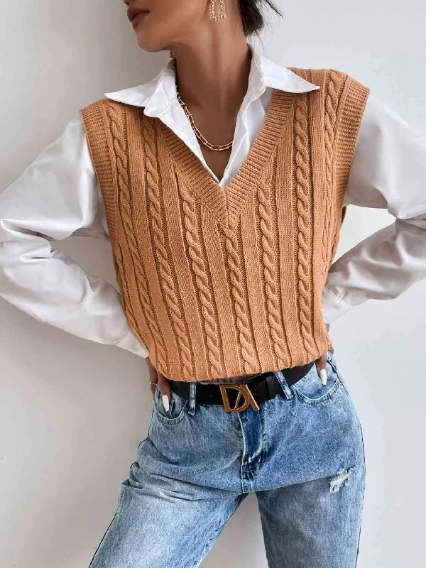 Cable-Knit V-Neck Sleeveless Sweater Vest